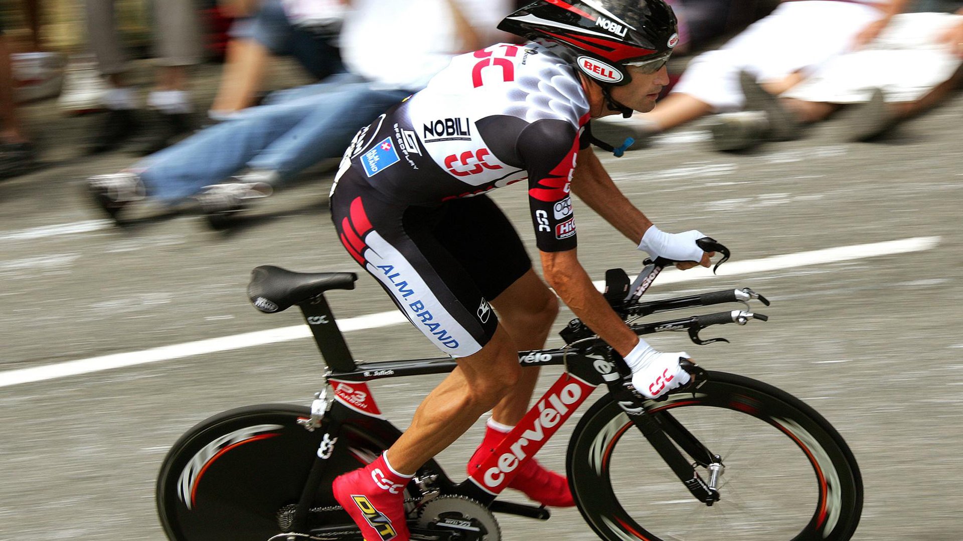 尼斯抢开局战术取得阶段性成效,尼斯球员中枪